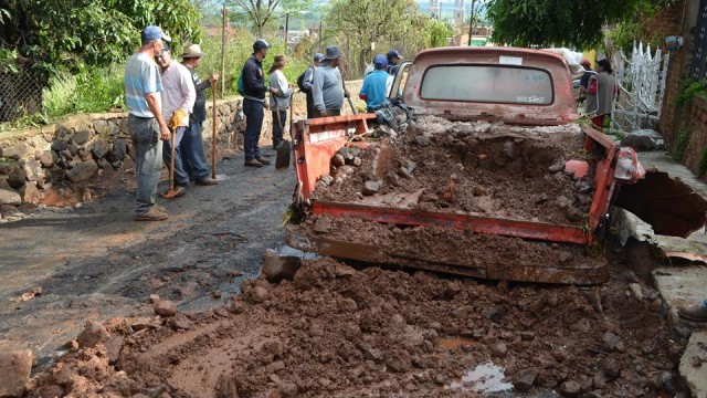 58 casas resultaron dañadas por el lodo y piedras que bajaron tras la tormenta Foto: Ayuntamiento de Tepatitlán